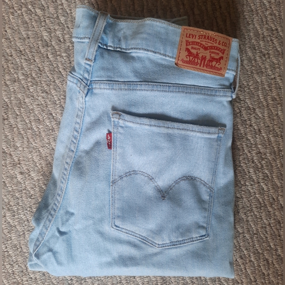 Levi's 311 Shaping Skinny Jeans